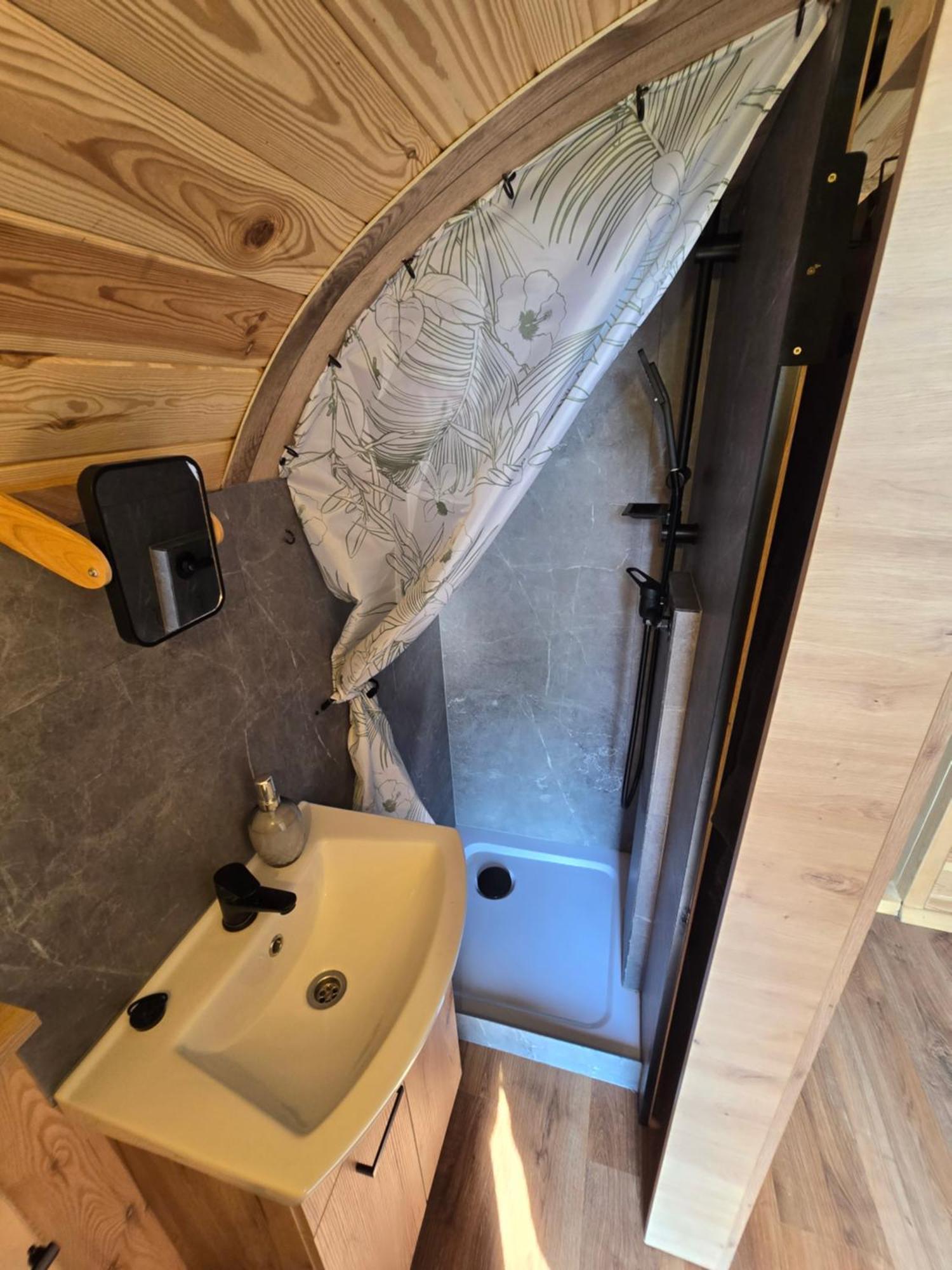 Oaza Swiety Spokoj - Domek Z Balia I Jacuzzi Rzasnik Exterior foto